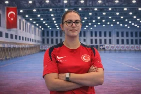 samsunlu-milli-okcu-canse-duru-tarakci-avrupa-ucuncusu-oldu-777070db-b879-42e7-bc58-9f9b192e344e